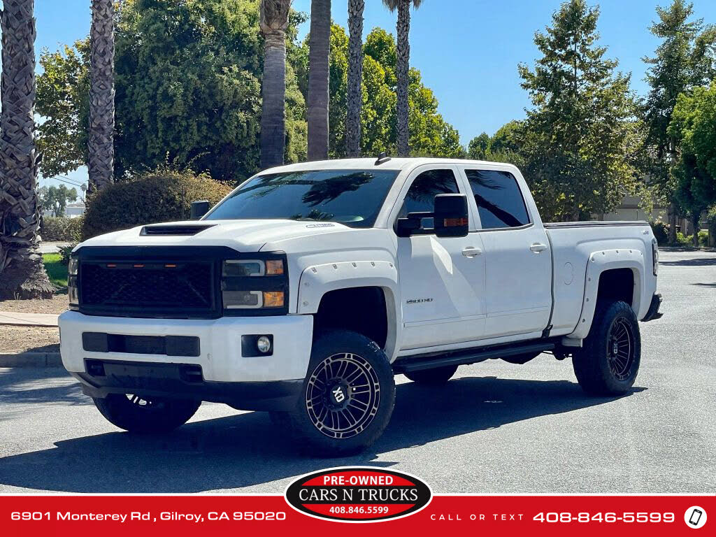 2018 Chevrolet Silverado 2500HD LT Crew Cab 4WD