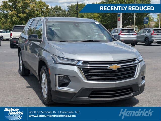 2023 Chevrolet Traverse LS AWD