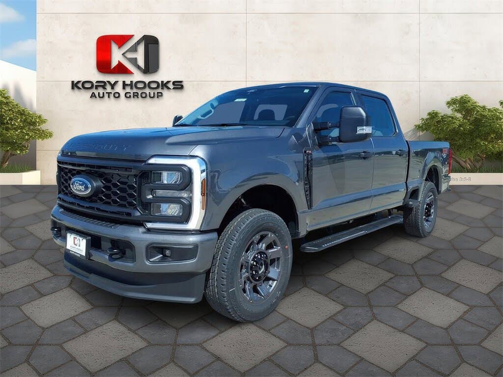 2026 Ford F-250 Super Duty XL Crew Cab 4WD