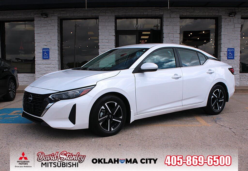 2024 Nissan Sentra SV FWD