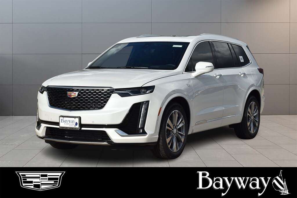 2025 Cadillac XT6 Premium Luxury FWD