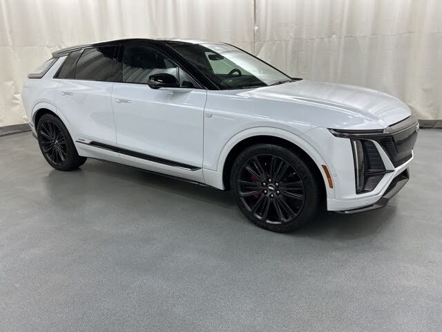 2026 Cadillac LYRIQ-V AWD