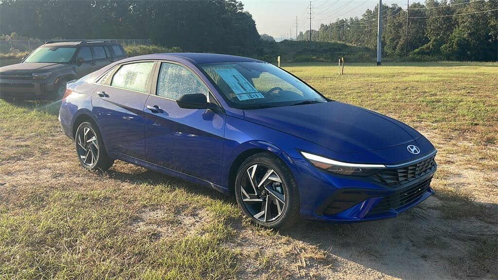 2025 Hyundai Elantra SEL Sport FWD