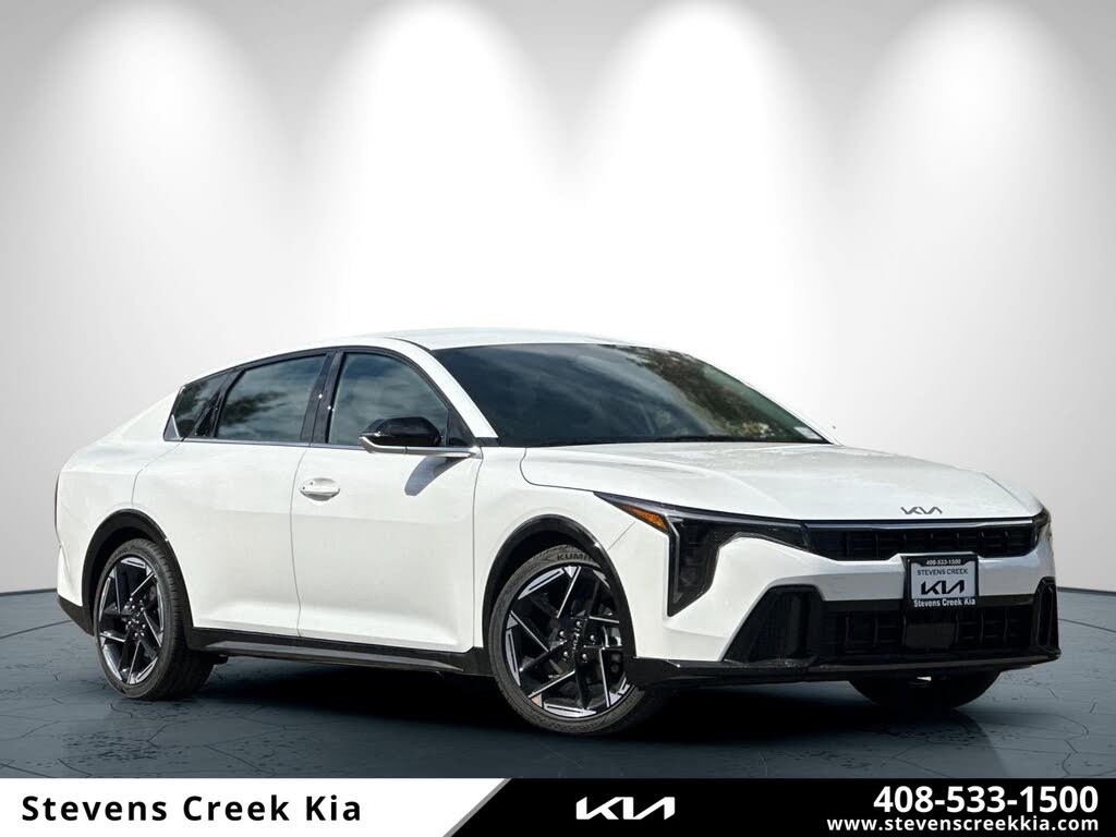 2025 Kia K4 GT-Line FWD