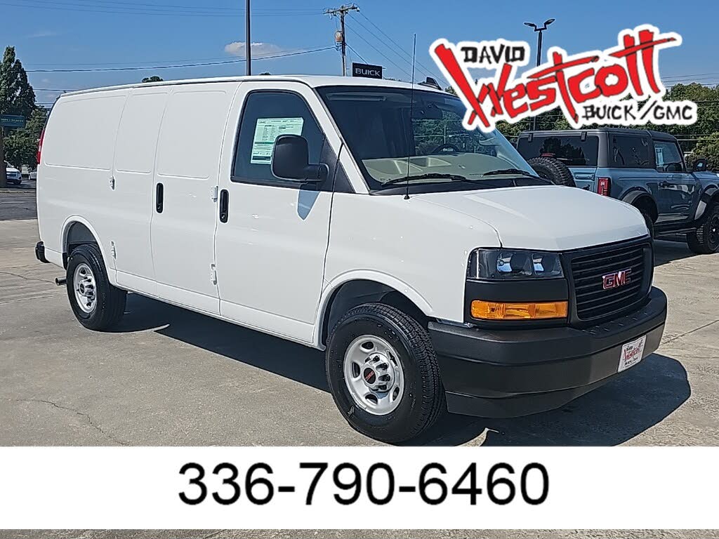 2025 GMC Savana Cargo 3500 RWD