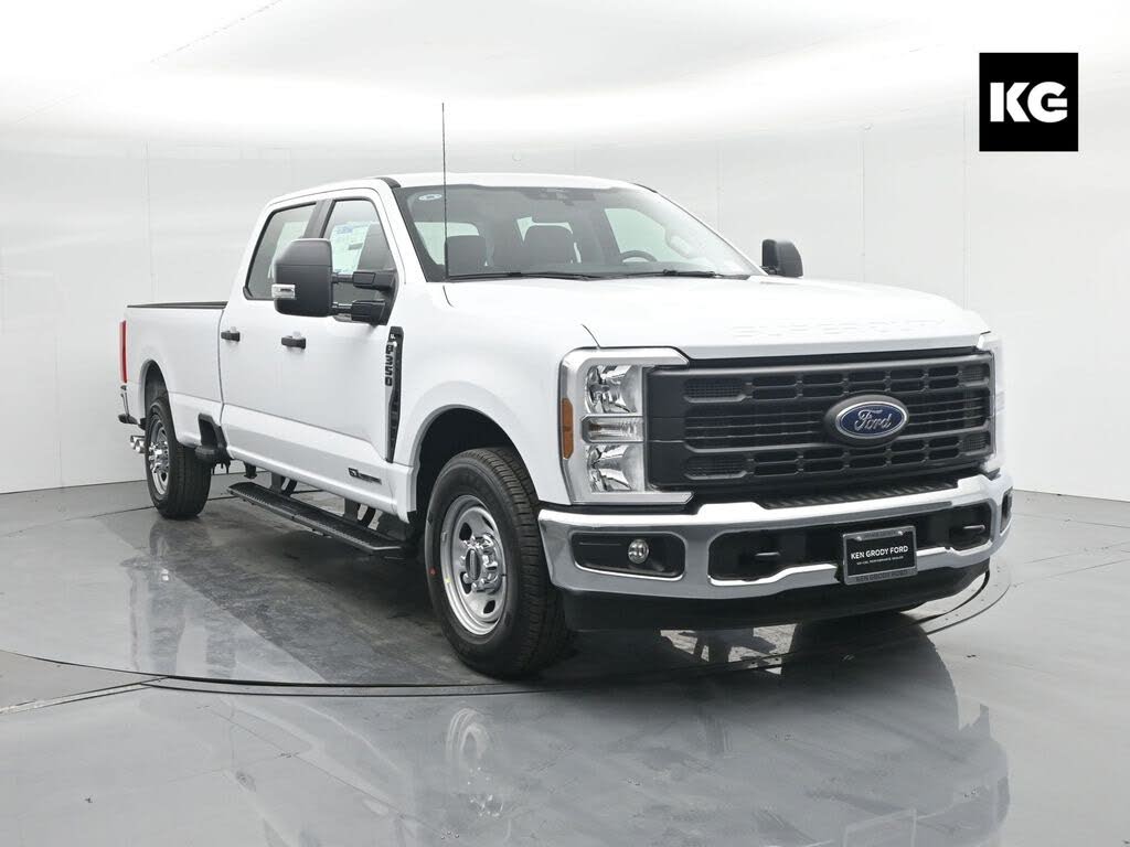 2026 Ford F-350 Super Duty XL Crew Cab RWD