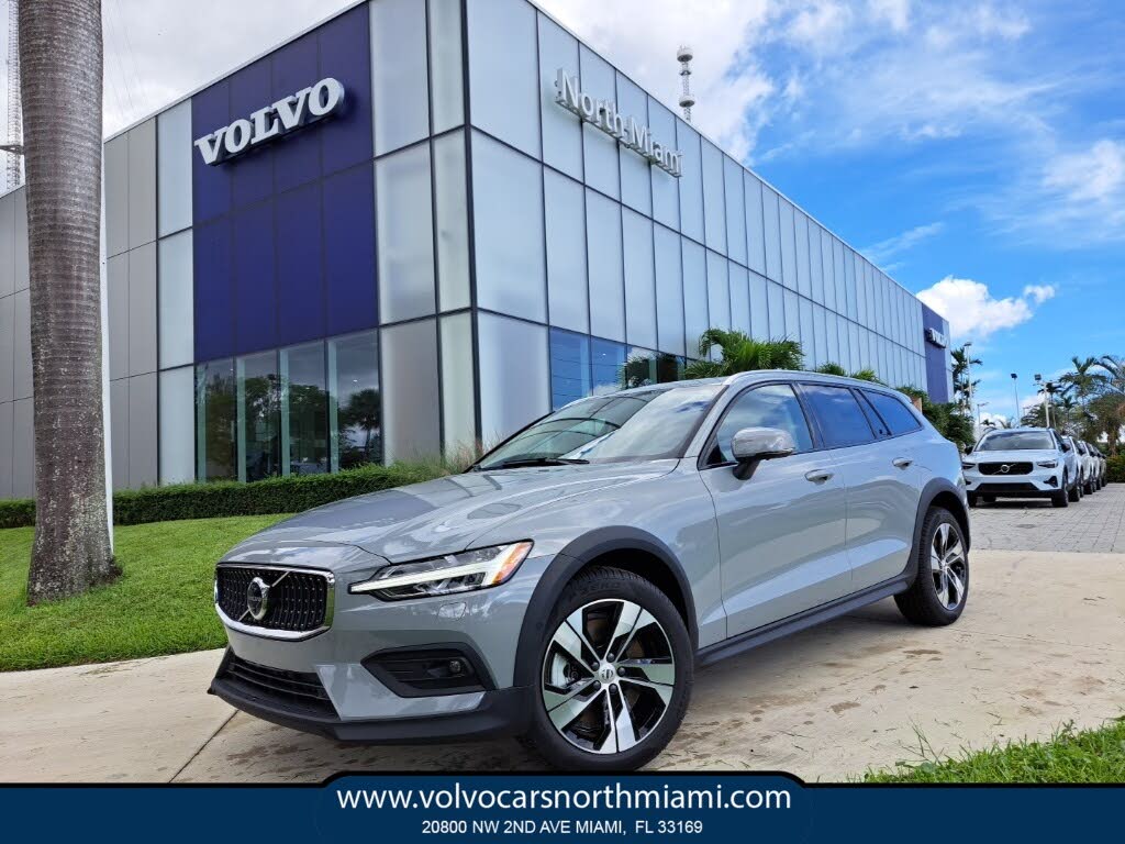2026 Volvo V60 Cross Country B5 Plus AWD