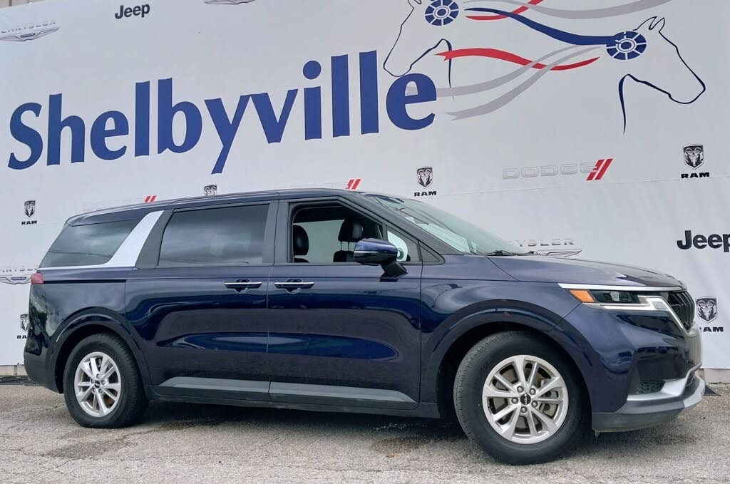 2024 Kia Carnival LX FWD