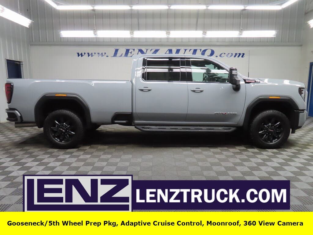 2025 GMC Sierra 2500HD AT4 Crew Cab 4WD