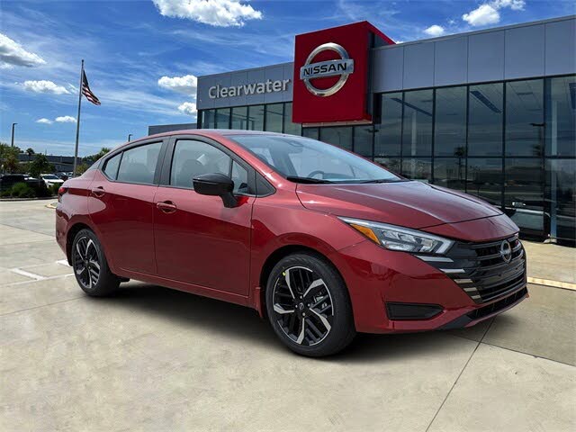 2025 Nissan Versa SR FWD