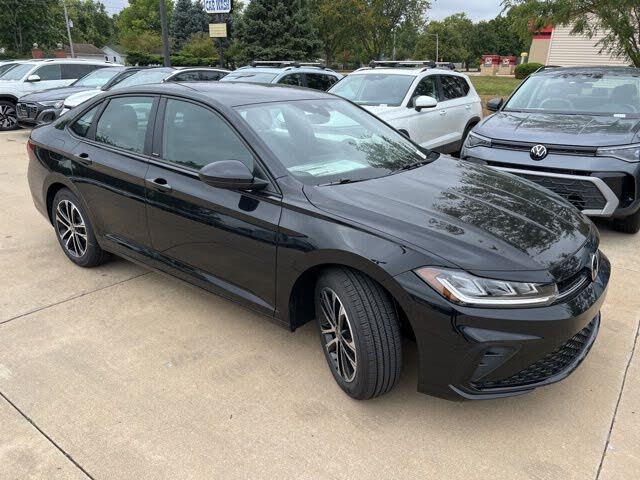 2025 Volkswagen Jetta Sport FWD