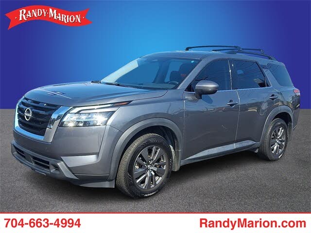2022 Nissan Pathfinder SV FWD