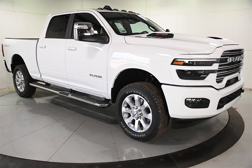 2025 RAM 2500 Laramie Crew Cab 4WD