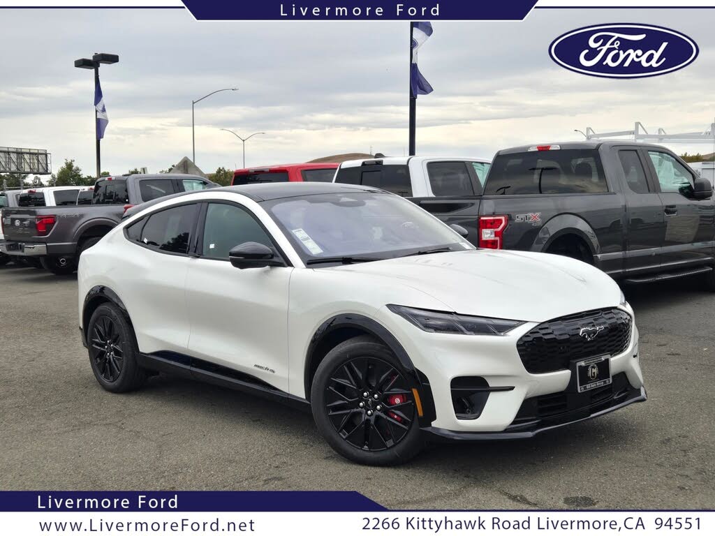 2025 Ford Mustang Mach-E Premium AWD