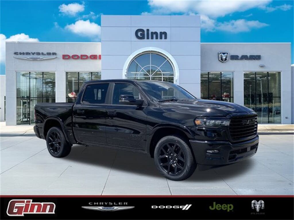 2025 RAM 1500 Laramie Crew Cab 4WD