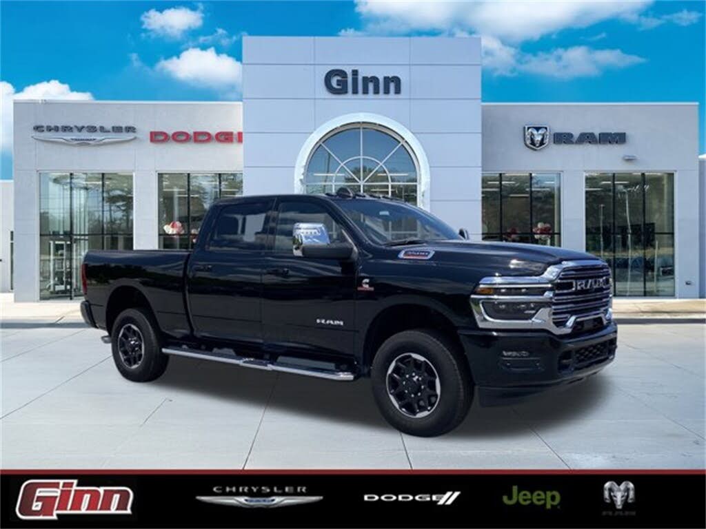 2025 RAM 3500 Laramie Crew Cab 4WD