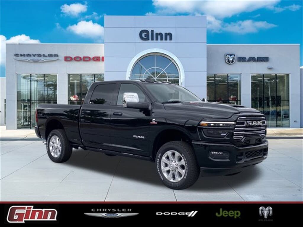 2025 RAM 3500 Laramie Crew Cab 4WD