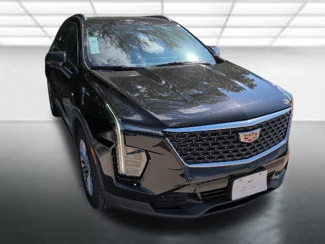 2024 Cadillac XT4 Premium Luxury FWD