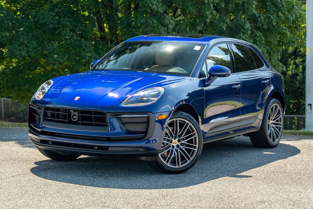 2026 Porsche Macan AWD