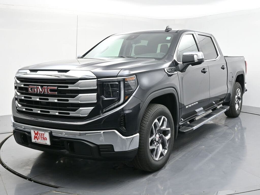2026 GMC Sierra 1500 SLE Crew Cab 4WD