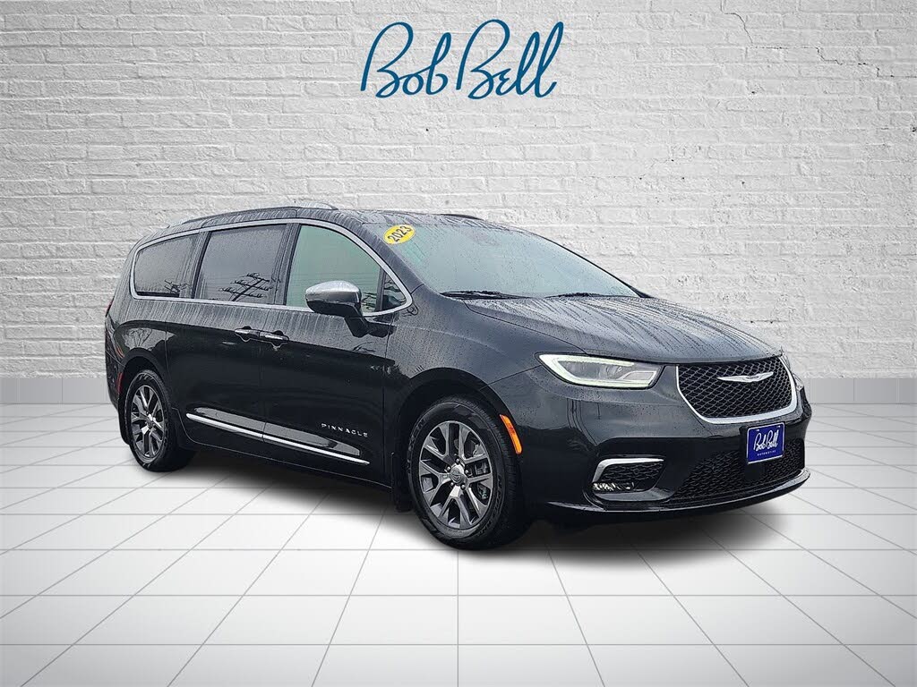 2023 Chrysler Pacifica Hybrid Pinnacle FWD