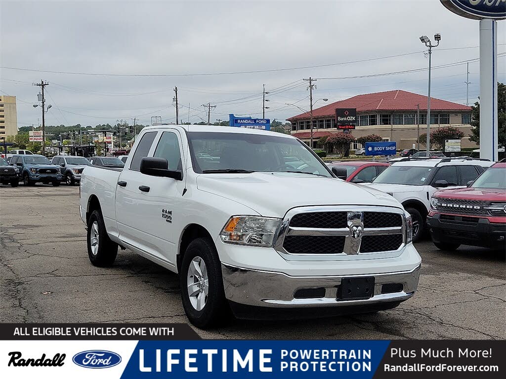 2024 RAM 1500 Classic SLT Quad Cab RWD