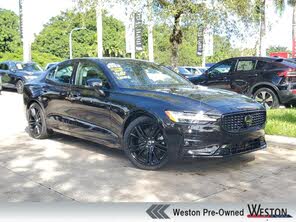 Volvo S60 B5 Plus Black Edition AWD