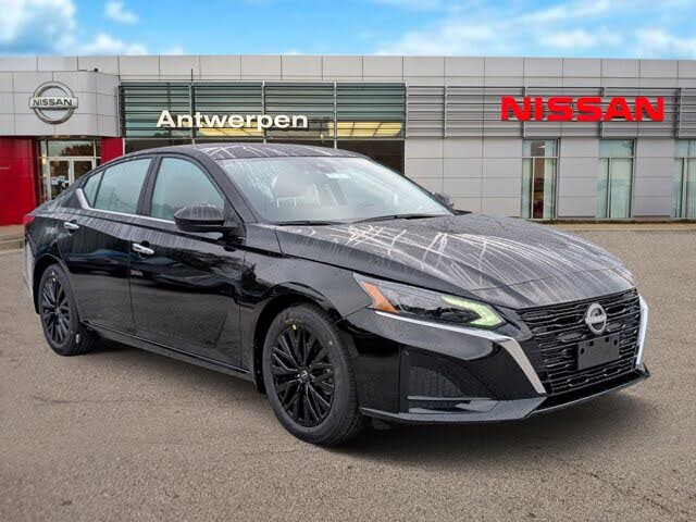 2025 Nissan Altima 2.5 SV FWD