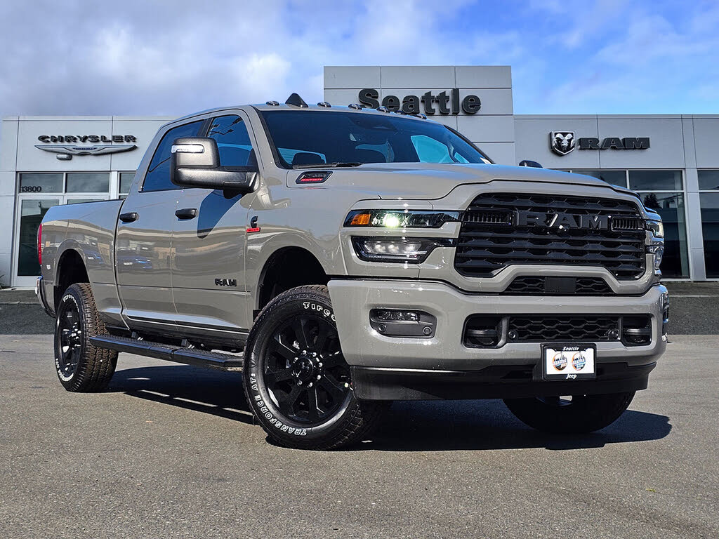 2025 RAM 2500 Big Horn Crew Cab 4WD