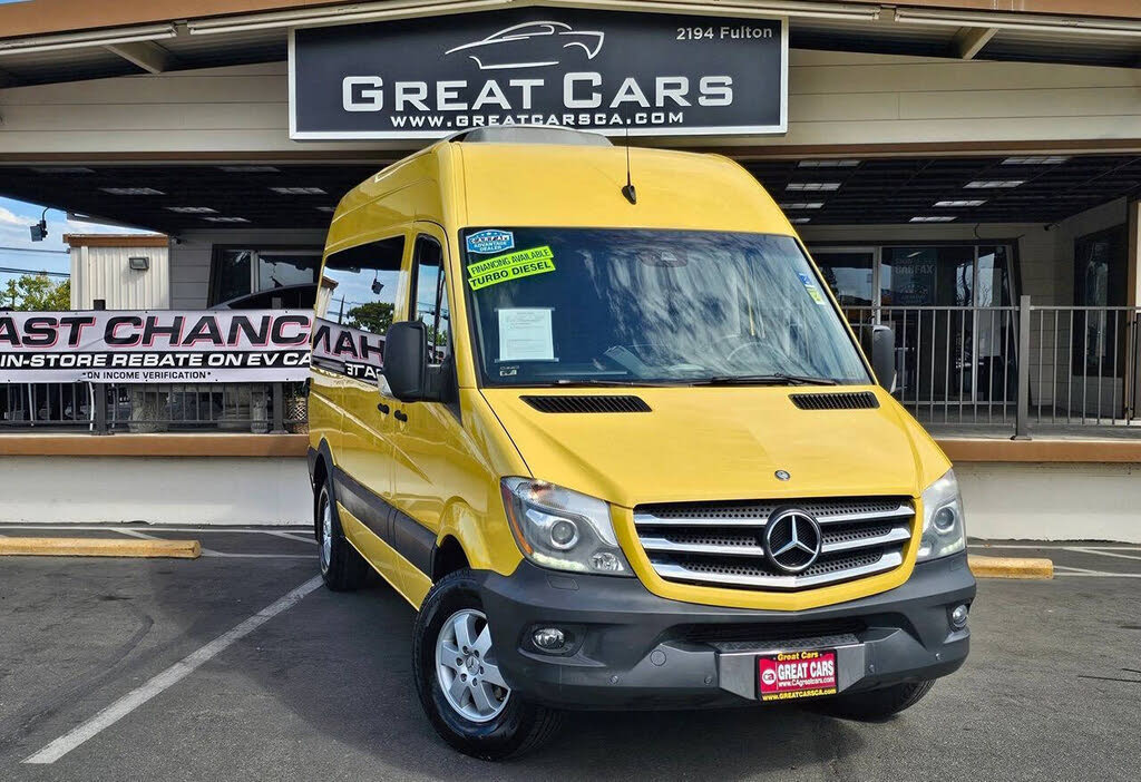 2014 Mercedes-Benz Sprinter 2500 144 WB Passenger Van