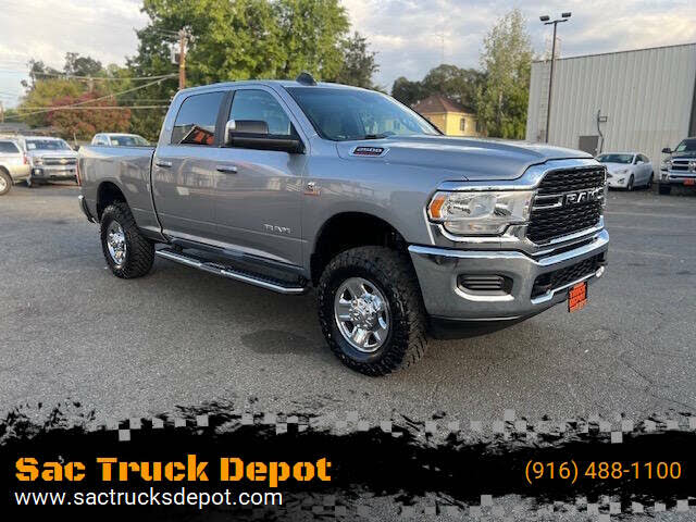 2022 RAM 2500 Big Horn Crew Cab 4WD