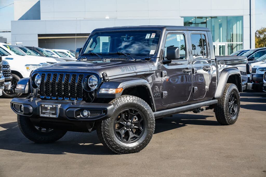 2023 Jeep Gladiator Willys Crew Cab 4WD