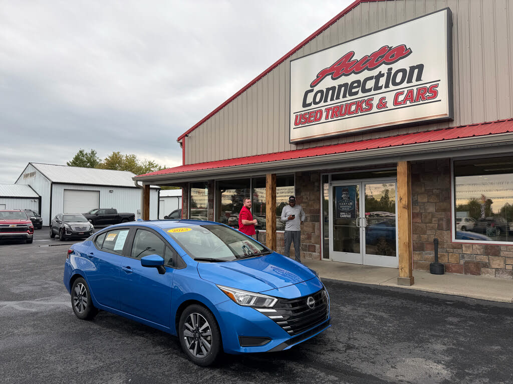2023 Nissan Versa SV FWD