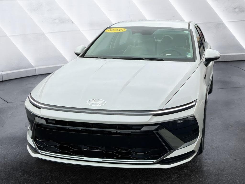 2025 Hyundai Sonata SE FWD