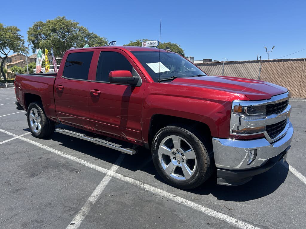 2018 Chevrolet Silverado 1500 LT Crew Cab RWD