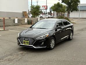 Hyundai Sonata SE FWD