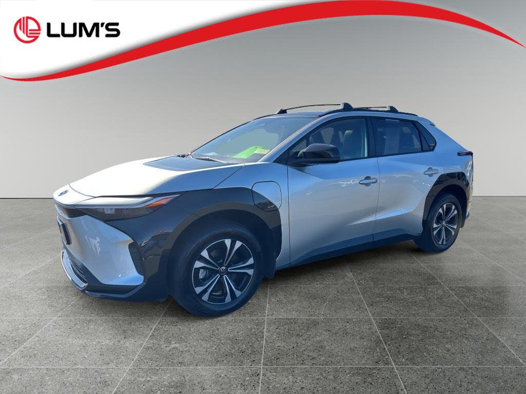 2025 Toyota bZ4X XLE AWD