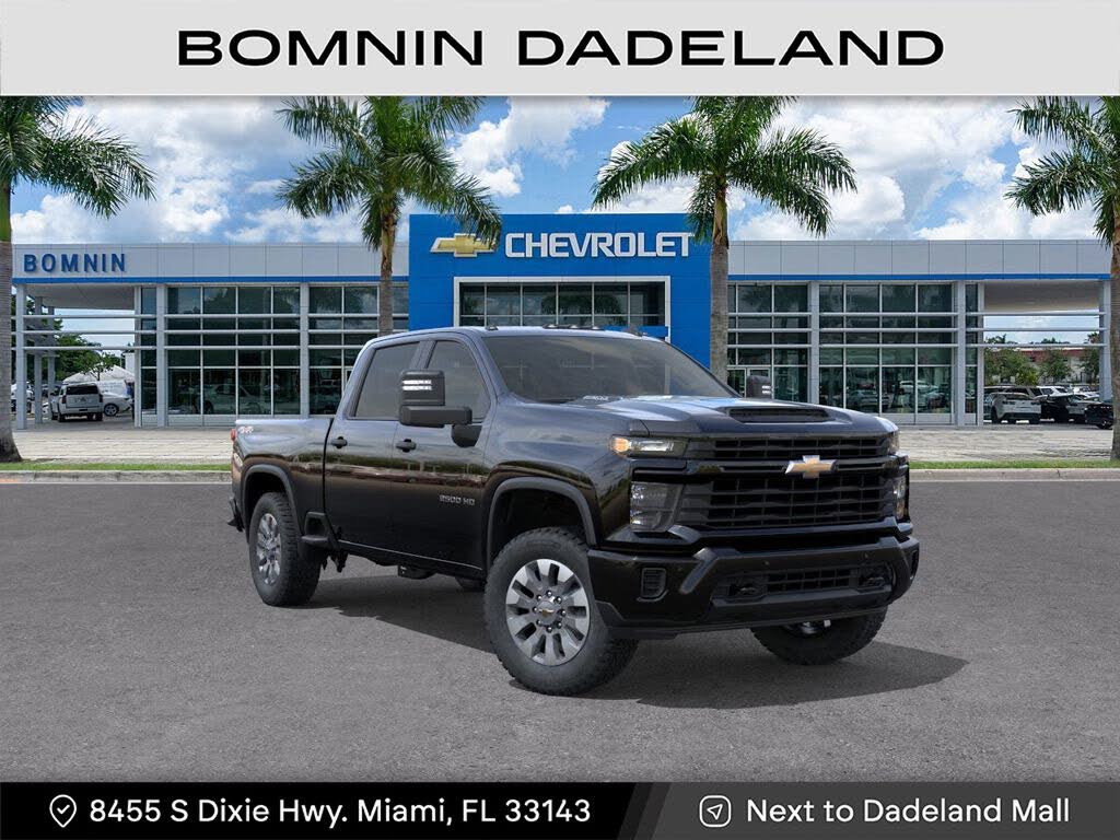 2026 Chevrolet Silverado 2500HD Custom Crew Cab 4WD
