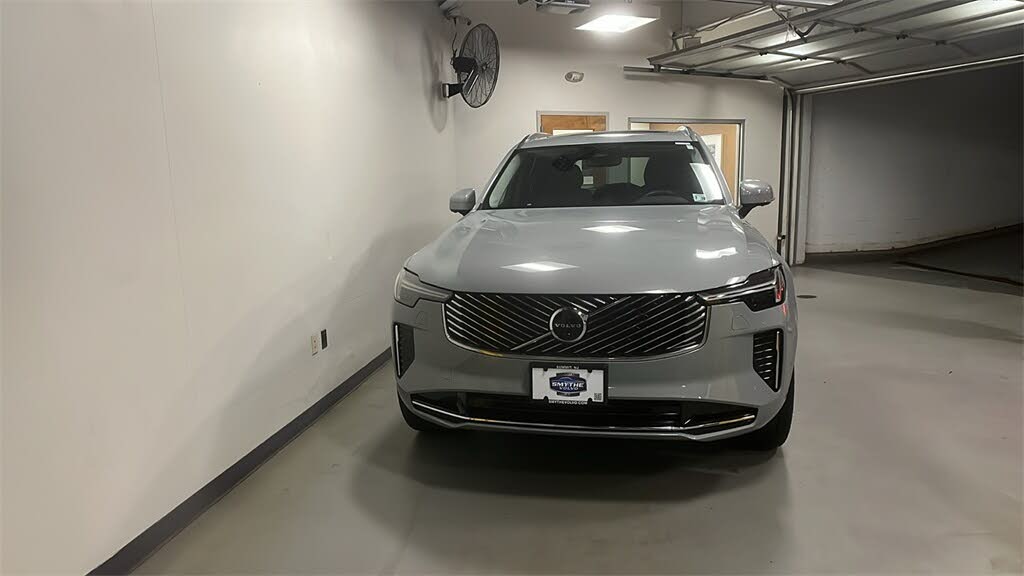 2026 Volvo XC90 B6 Plus 7-Passenger AWD