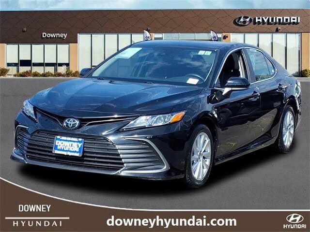 2024 Toyota Camry LE FWD