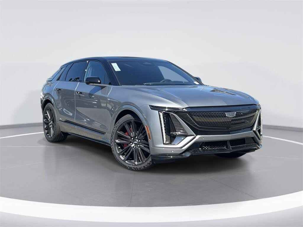 2026 Cadillac LYRIQ-V AWD
