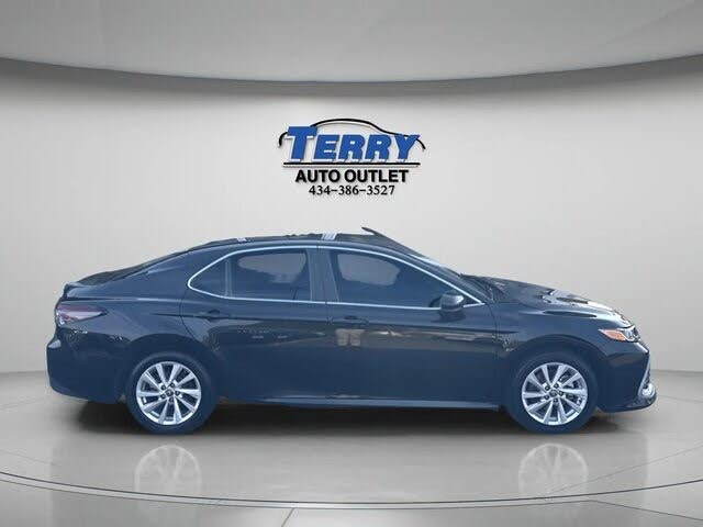 2024 Toyota Camry LE FWD