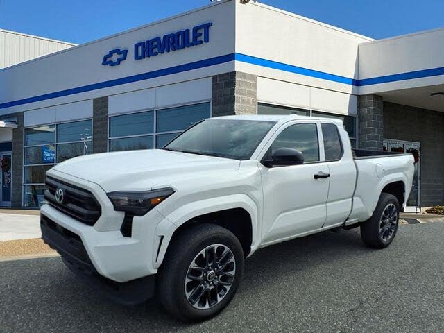 2024 Toyota Tacoma SR XtraCab LB RWD