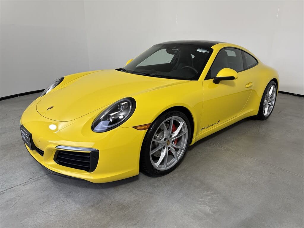 2018 Porsche 911 Carrera S Coupe RWD