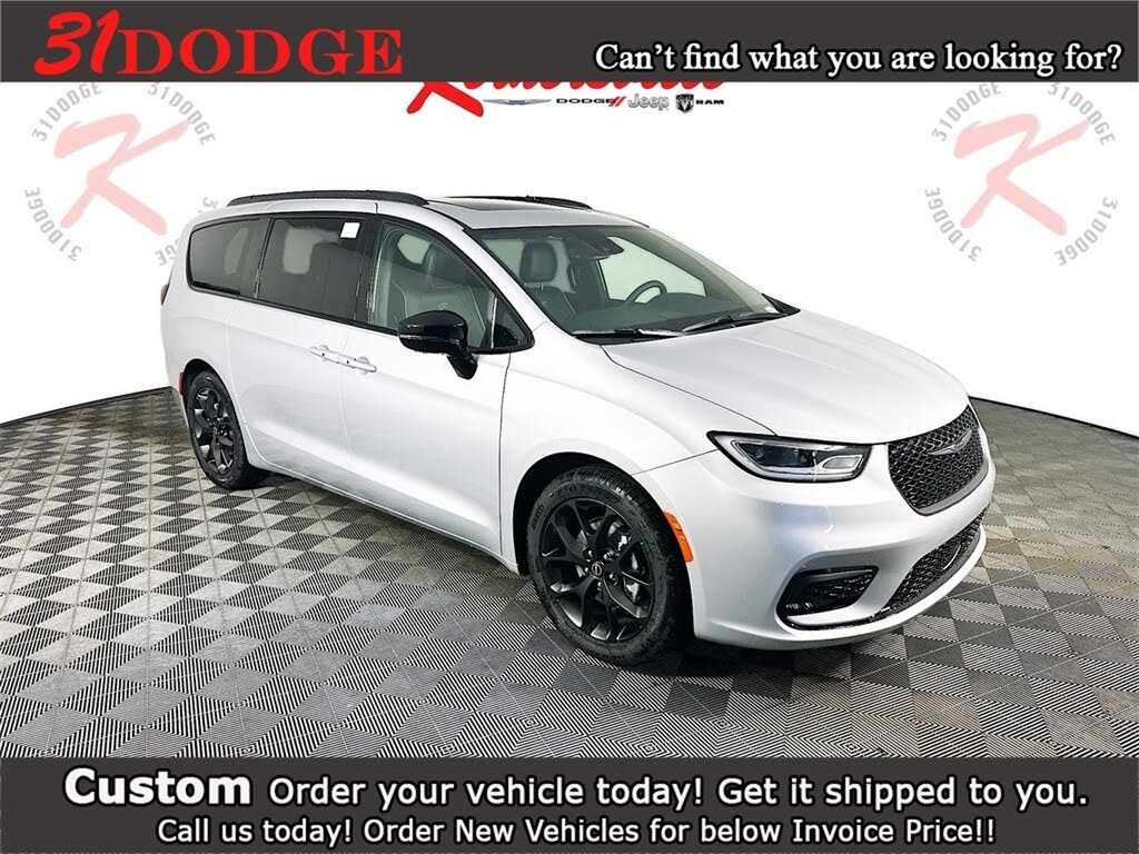 2026 Chrysler Pacifica Limited FWD