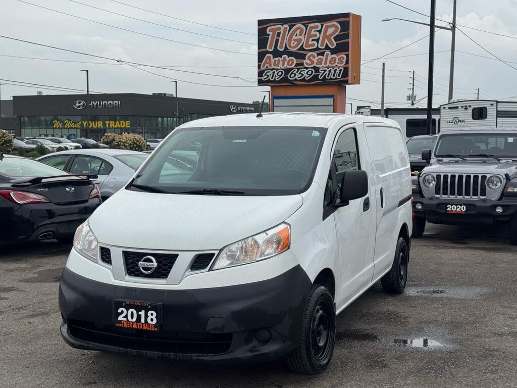 2018 Nissan NV200 S FWD