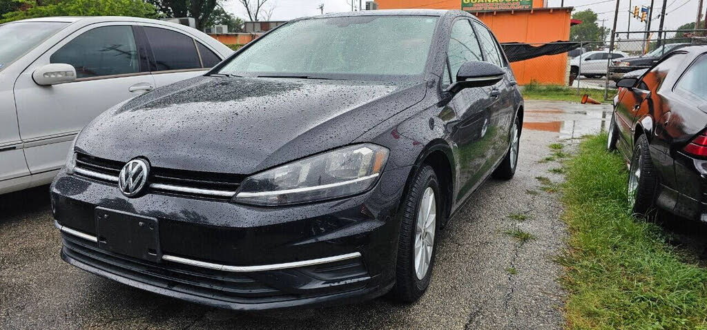 2018 Volkswagen Golf TSI S 4-Door FWD