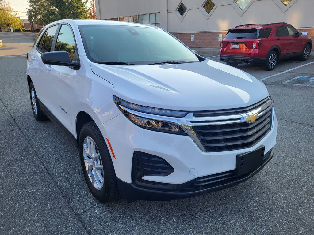 2024 Chevrolet Equinox LS AWD with 1LS