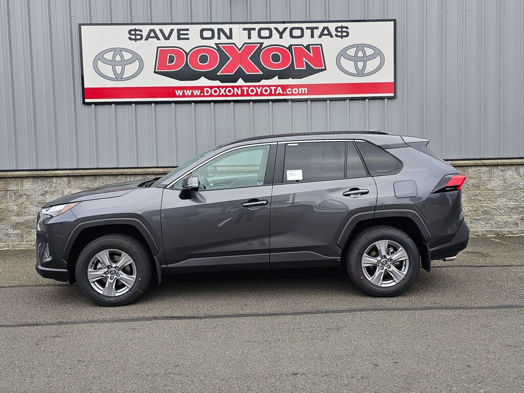 2025 Toyota RAV4 XLE AWD