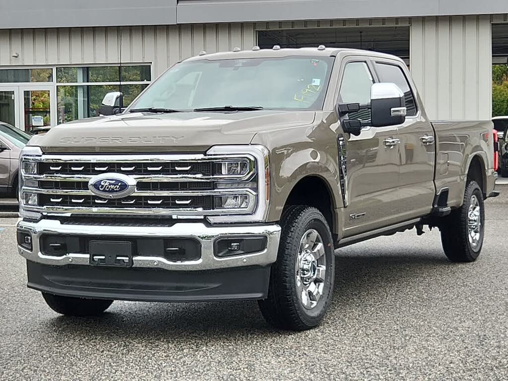 2026 Ford F-350 Super Duty Lariat Crew Cab 4WD